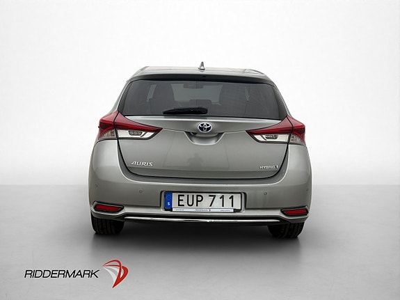 Toyota Auris 5 of 29