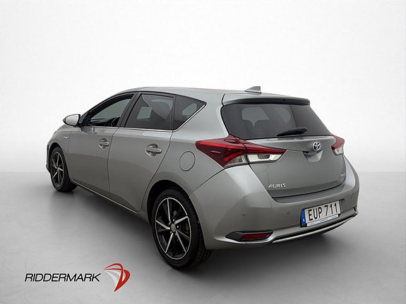 Toyota Auris 4 of 29