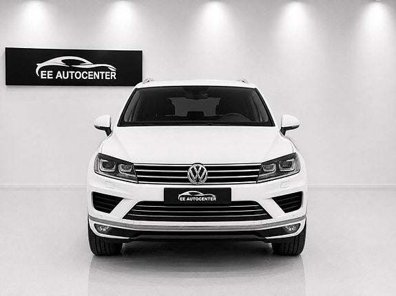 Volkswagen Touareg 8 of 14