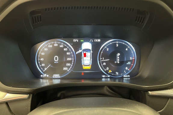 Volvo XC60 17 of 26