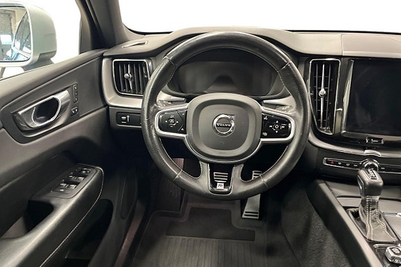 Volvo XC60 14 of 26