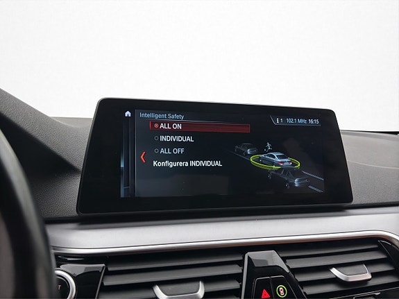 BMW 530e 20 of 30