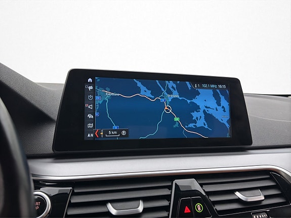BMW 530e 19 of 30