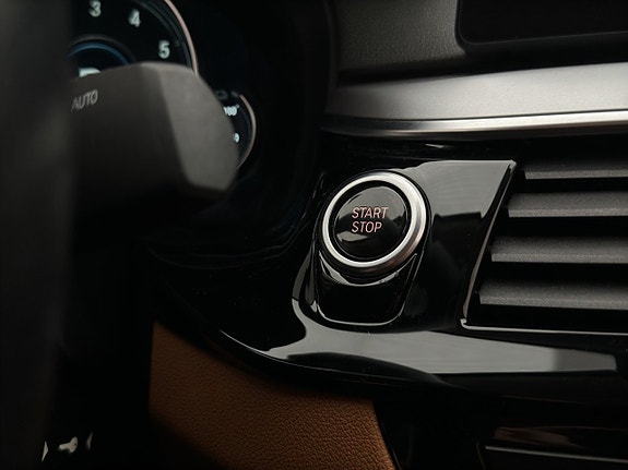 BMW 530e 28 of 30