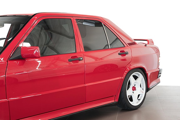 Mercedes-Benz 190 E 5 of 14