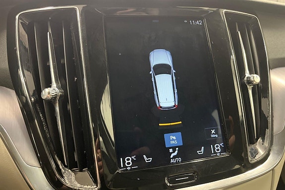 Volvo V60 19 of 25
