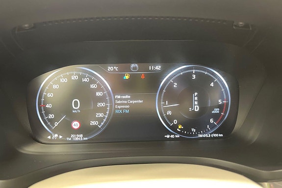Volvo V60 16 of 25