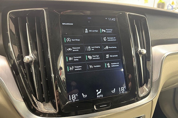 Volvo V60 18 of 25