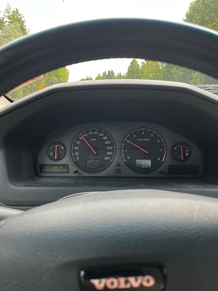 Volvo S60 5 of 5
