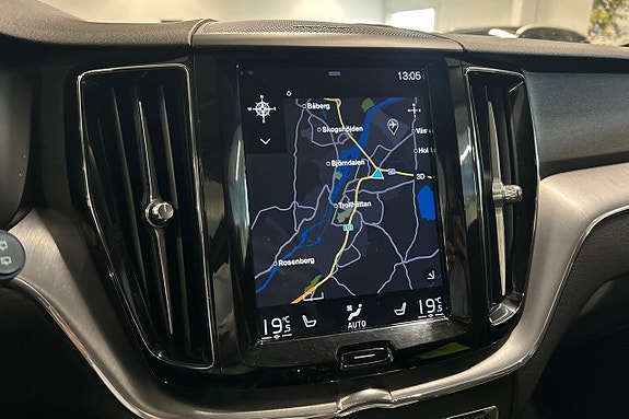 Volvo XC60 19 of 28