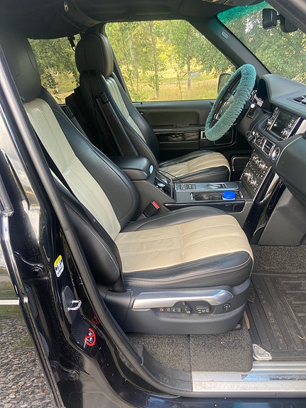Land Rover Range Rover 2 of 9