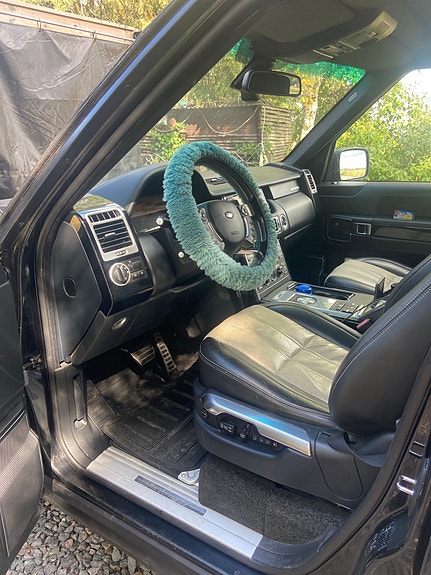 Land Rover Range Rover 4 of 9