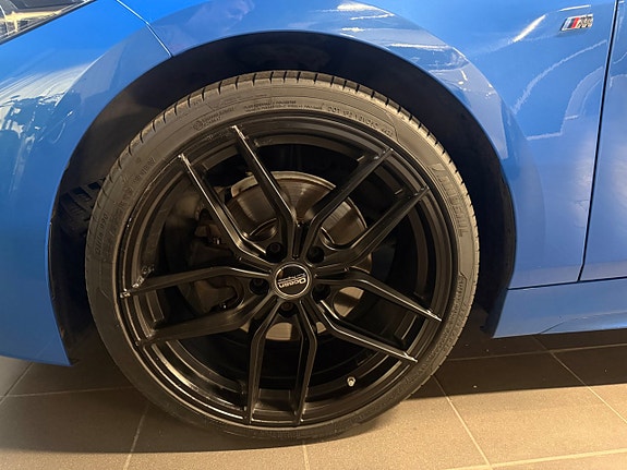 BMW 118i 15 of 16