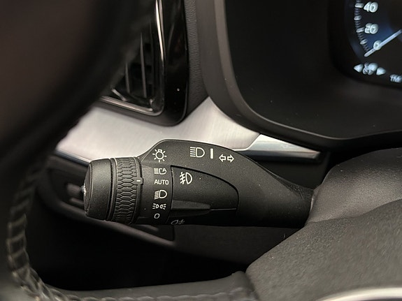 Volvo XC60 17 of 30
