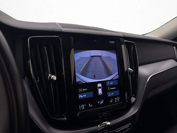 Volvo XC60 21 of 30