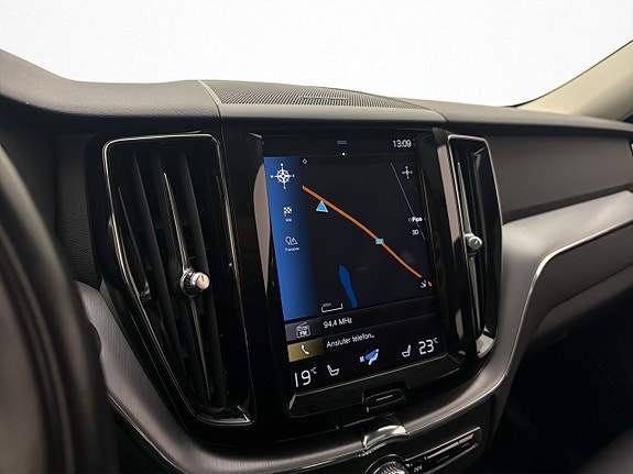 Volvo XC60 23 of 30