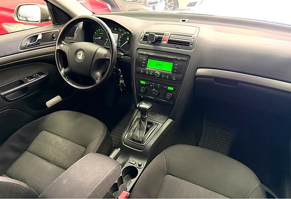 Skoda Octavia 9 of 20