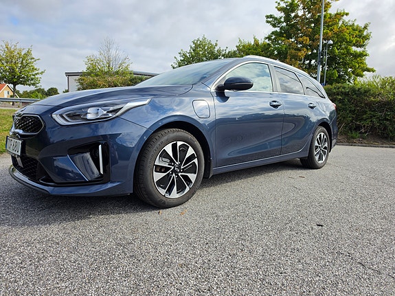 Kia Ceed 2 of 13