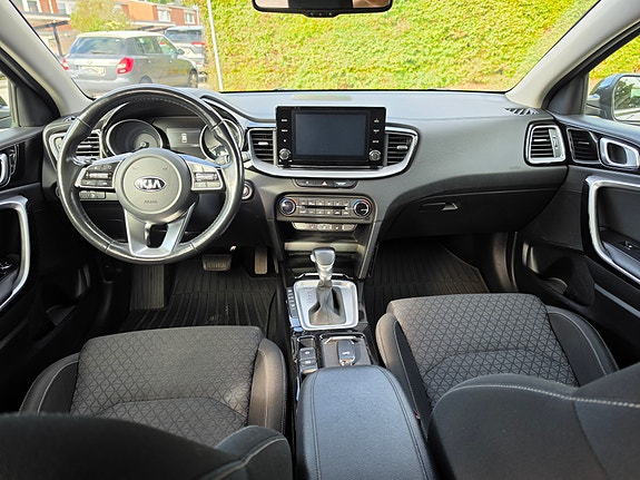 Kia Ceed 13 of 13