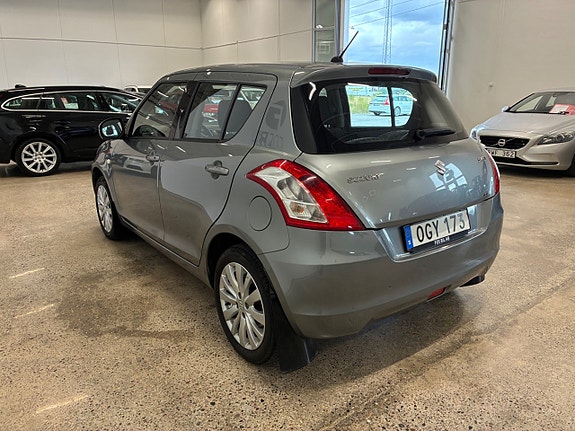 Suzuki Swift 9 of 13