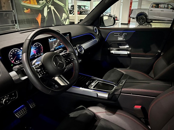 Mercedes-Benz GLB220 d 14 of 19