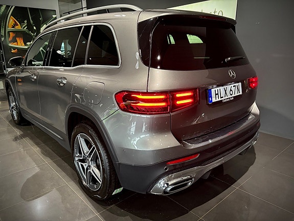 Mercedes-Benz GLB220 d 3 of 19