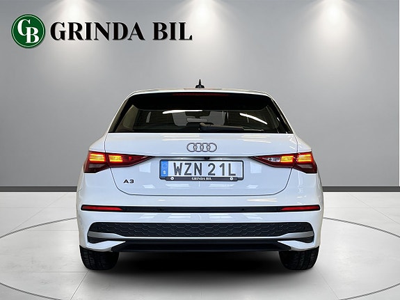 Audi A3 3 of 26