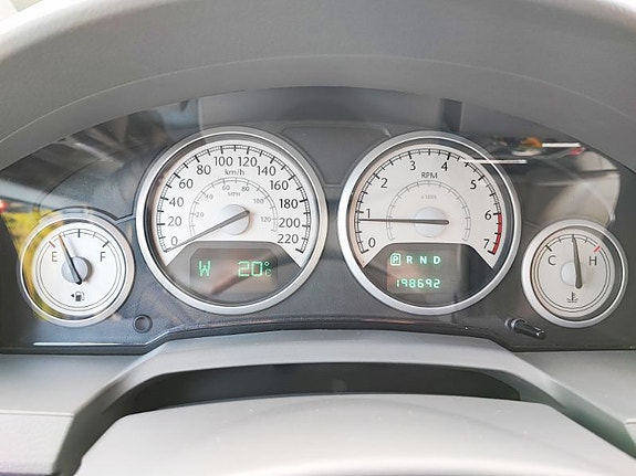 Chrysler Grand Voyager 7 of 14