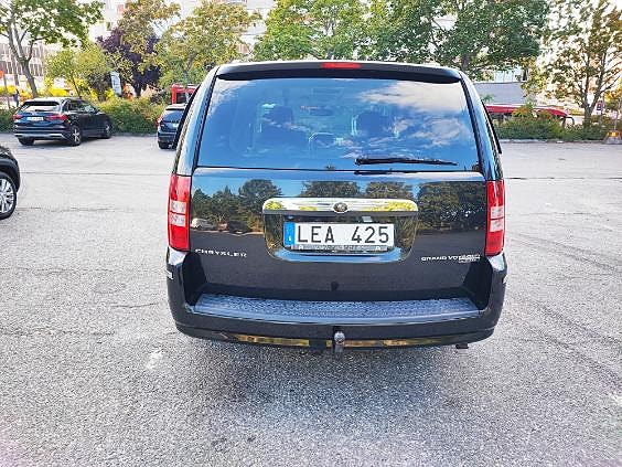 Chrysler Grand Voyager 3 of 14