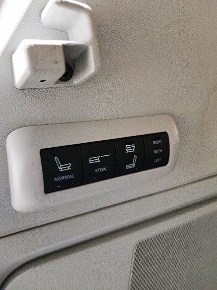 Chrysler Grand Voyager 14 of 14