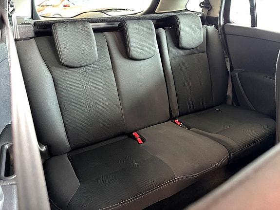 Renault Clio 13 of 18