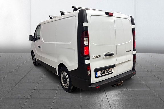Renault Trafic 6 of 10