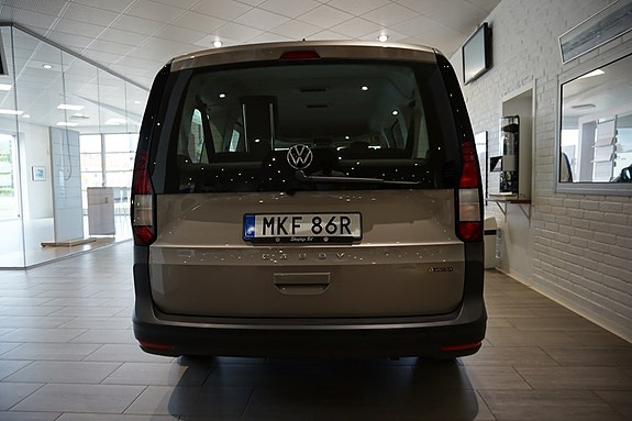 Volkswagen Caddy 2 of 7