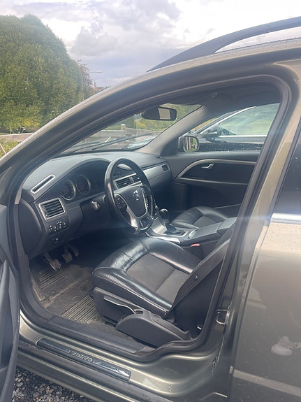 Volvo V70 5 of 5