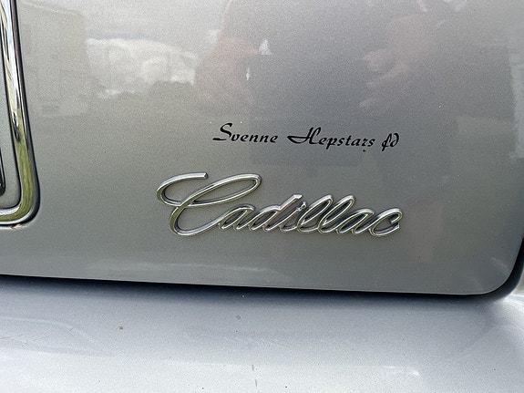 Cadillac Deville 11 of 14