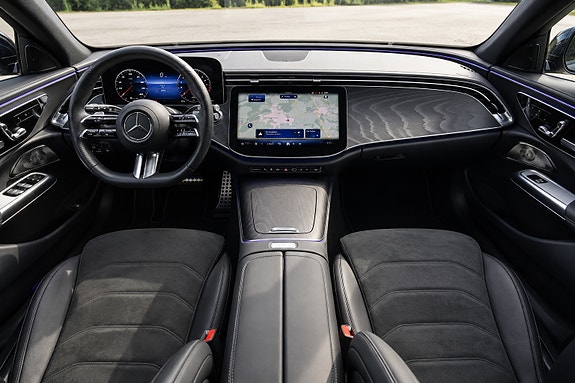 Mercedes-Benz E300 de 7 of 7