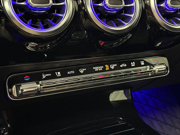 Mercedes-Benz CLA220 23 of 30