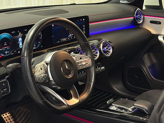 Mercedes-Benz CLA220 6 of 30