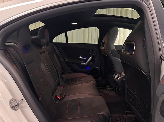 Mercedes-Benz CLA220 30 of 30