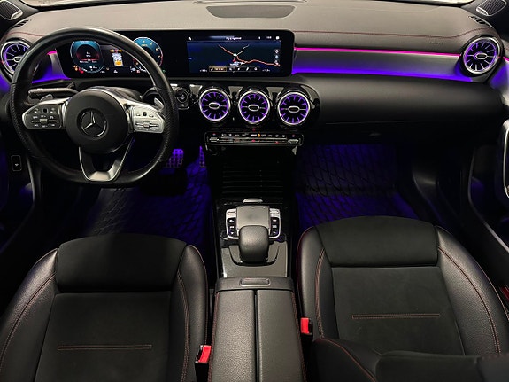 Mercedes-Benz CLA220 28 of 30