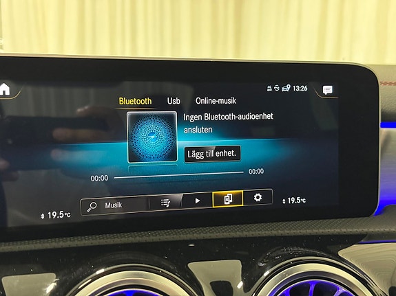 Mercedes-Benz CLA220 14 of 30