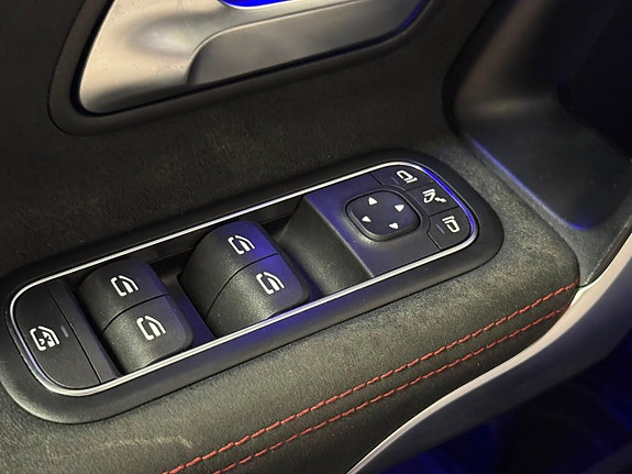 Mercedes-Benz CLA220 22 of 30