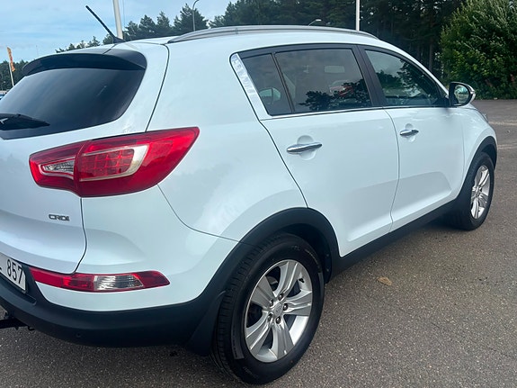 Kia Sportage 4 of 6