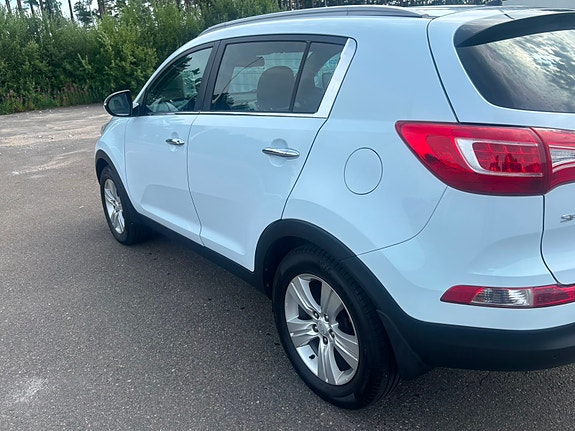Kia Sportage 3 of 6