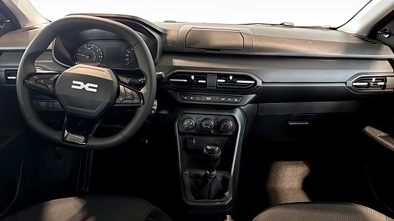 Dacia Sandero 4 of 10