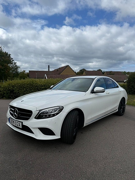 Mercedes-Benz C200 d 3 of 11