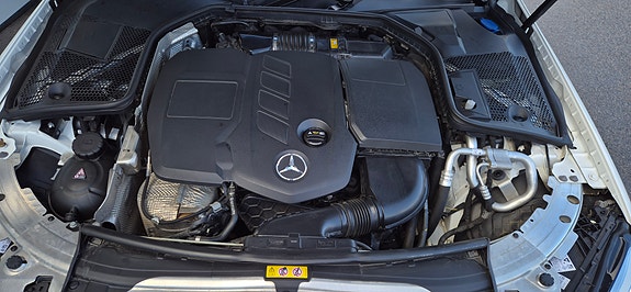Mercedes-Benz C200 d 13 of 14