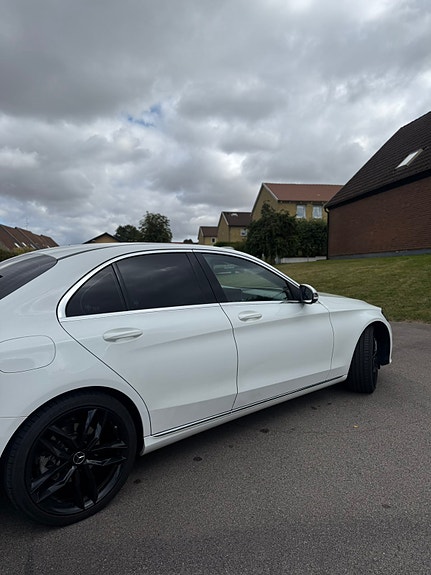 Mercedes-Benz C200 d 7 of 11