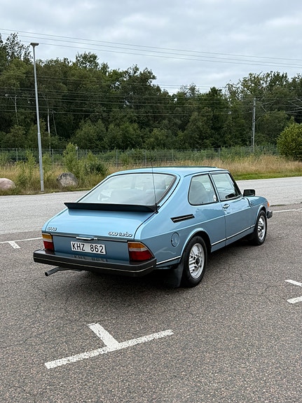 Saab 900 3 of 8