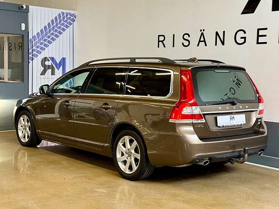 Volvo V70 4 of 20